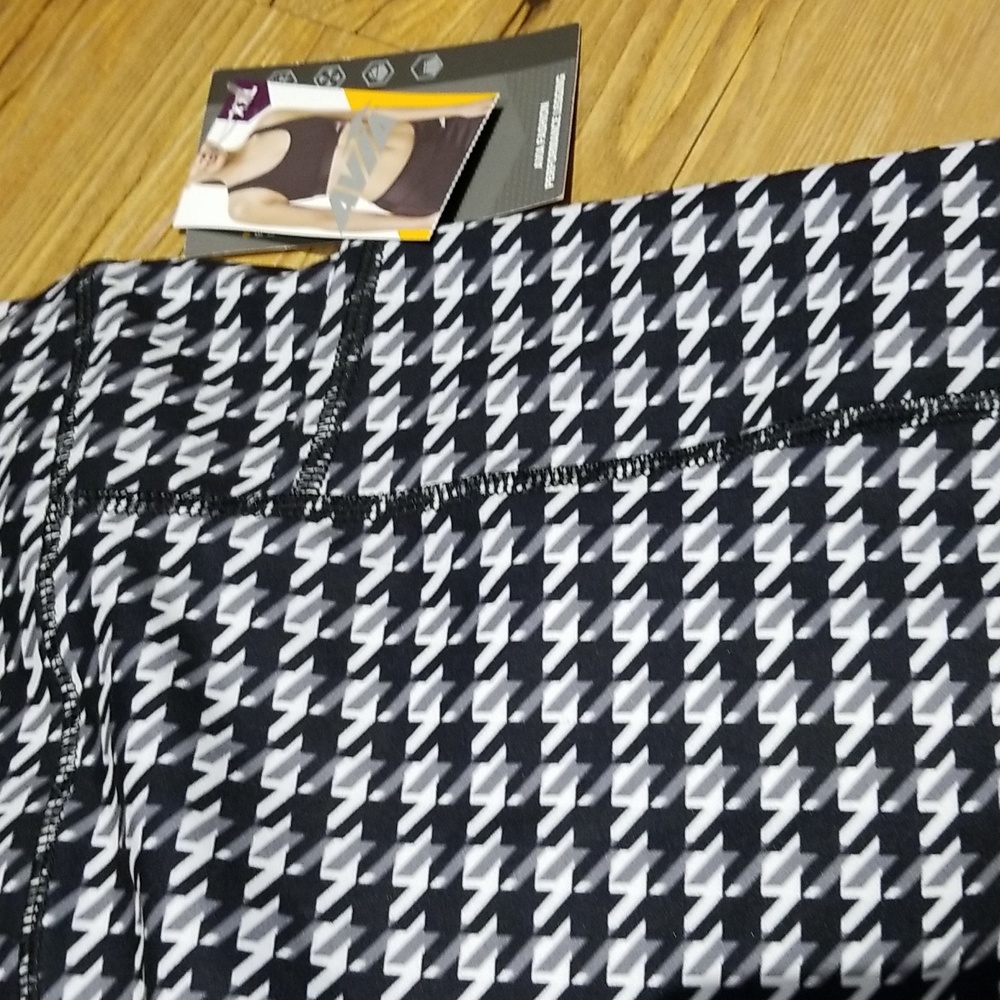 Avia NWTS black white patterned leggings szXXL - Picture 4 of 9